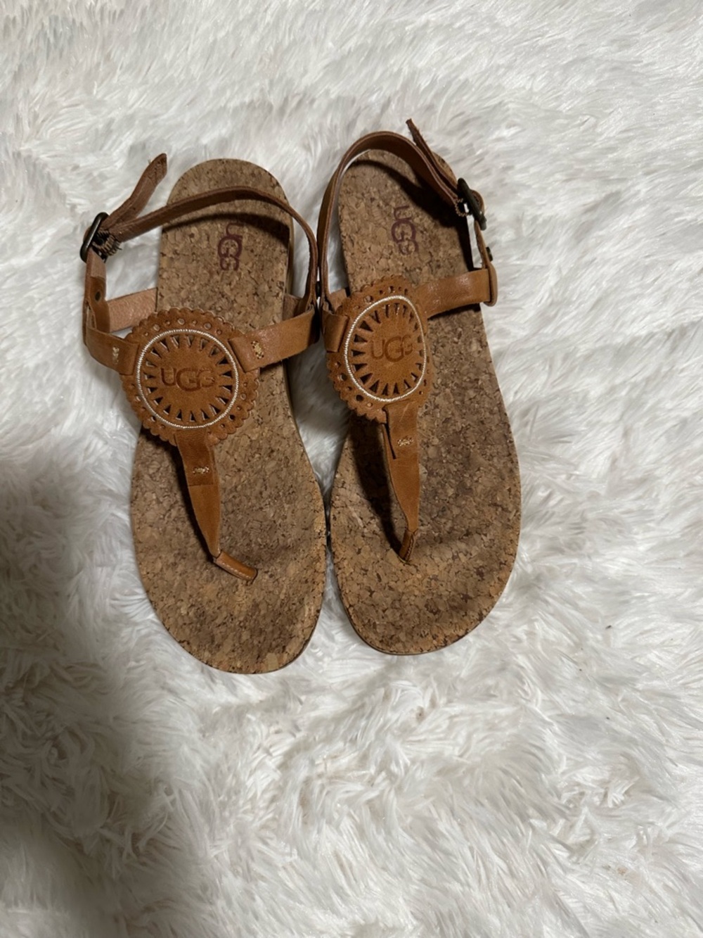 UGG women Tan Leather Cork Thong Sandals with Medallion